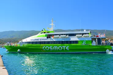 Hellenic Seaways Flying dolphin (hydrofoil) & Flying Cat, Piraeus - Spetses