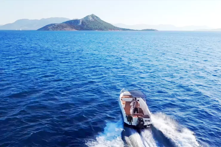 Rent a Boat Aegina by GM Marine - Αίγινα