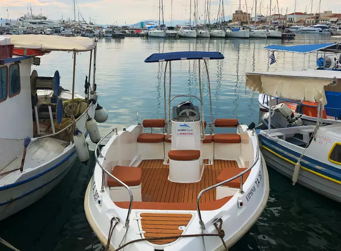 Rent a boat Aegina - Αίγινα