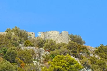 Κάστρο Φαβιέρου - Μέθανα
